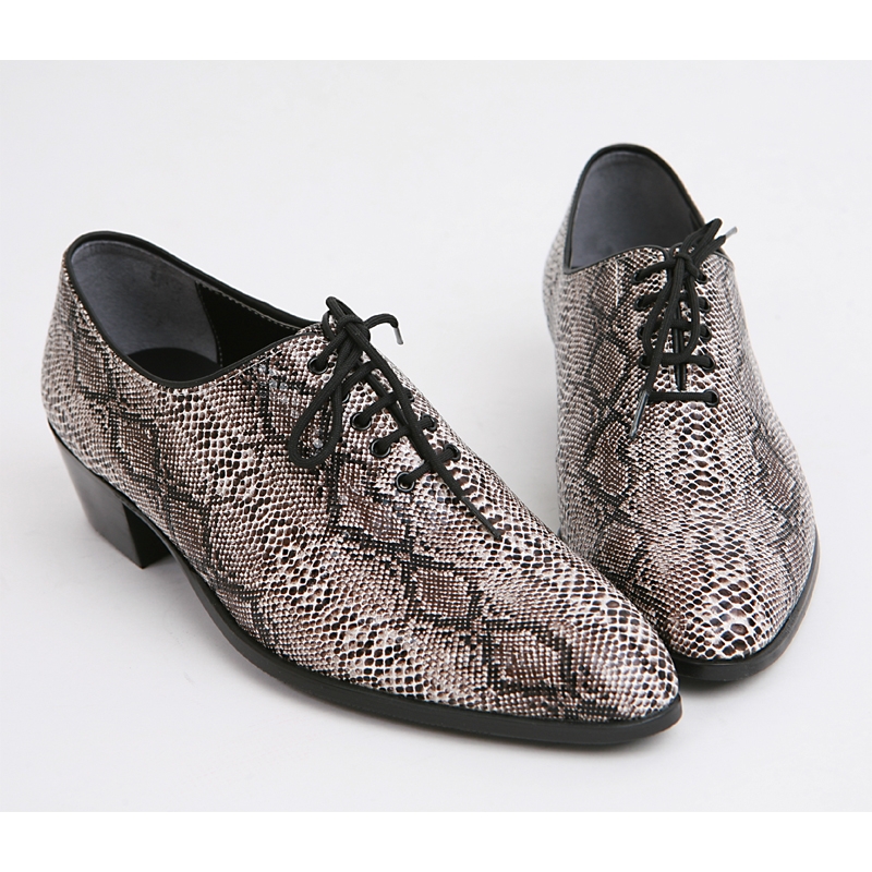snake pattern shoes