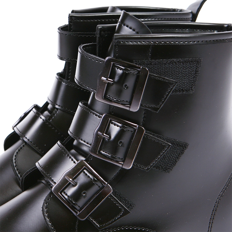 boots with buckle strap
