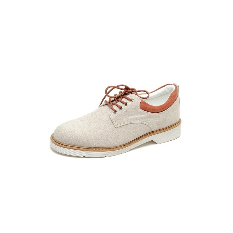 white sole casual shoes