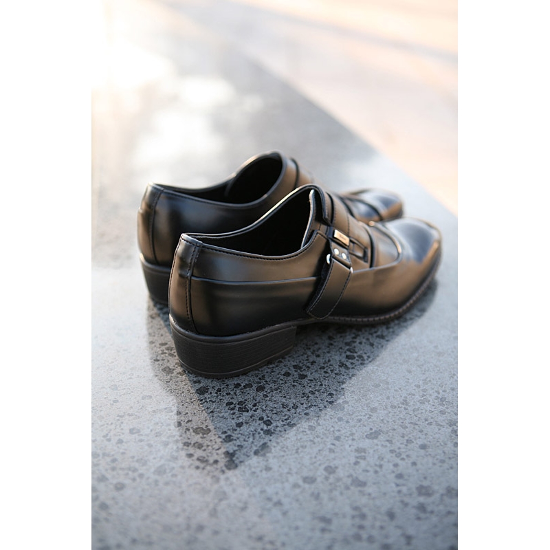 Mens Wrinkle Buckle band velcro Dress shoes fashion is not just style