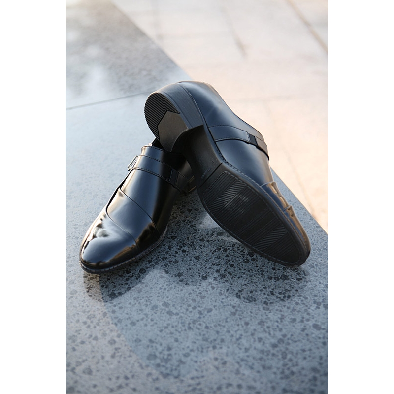 Mens Wrinkle Buckle band velcro Dress shoes fashion is not just style