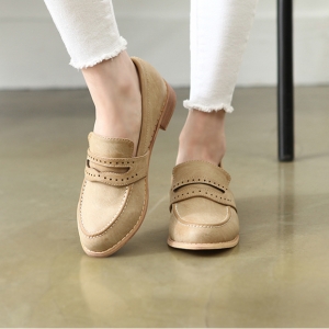 https://what-is-fashion.com/3312-25662-thickbox/womens-classic-u-line-stitch-penny-loafers-beige.jpg