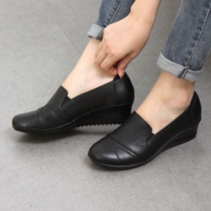 https://what-is-fashion.com/3893-30545-thickbox/womens-round-toe-comfort-low-wedge-heels.jpg