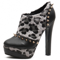 black & white rock chic corn spiked lace up high contrast tone platform ankle sneakers booties