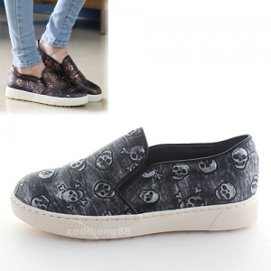 https://what-is-fashion.com/3998-31244-thickbox/womens-punk-goth-vintage-skull-increasing-height-hidden-insole-loafers-shoes-black-brown-us5-us10.jpg