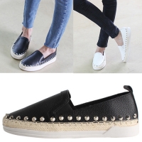 womens chic celebrity corn spiked studded slip-on shoes white black