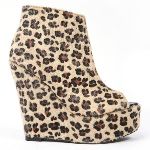 https://what-is-fashion.com/4266-33302-thickbox/womens-open-toe-side-zip-leopard-fur-thick-platform-high-wedge-heels-ankle-boots.jpg