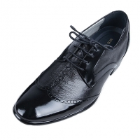 Mens black leather wing tip lace up dress shoes