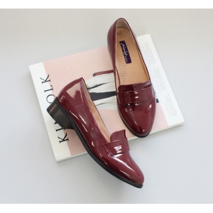https://what-is-fashion.com/4308-33560-thickbox/womens-glossy-red-casual-flats-loafers.jpg