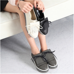 https://what-is-fashion.com/4335-33744-thickbox/women-s-contrast-color-platform-tassel-loafers-black-gray-ivory.jpg