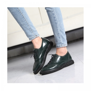 https://what-is-fashion.com/4415-34366-thickbox/women-s-synthetic-leather-round-toe-wing-tip-lace-up-oxfords-espadrille-flats-black-green.jpg