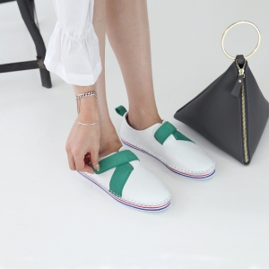 https://what-is-fashion.com/4533-35416-thickbox/women-s-leather-cross-ribbon-sneakers-green.jpg