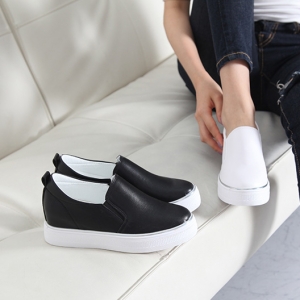 https://what-is-fashion.com/4575-35738-thickbox/women-s-synthetic-leather-round-toe-side-insert-gores-slip-on-hidden-wedge-sneakers-black-graywhite.jpg