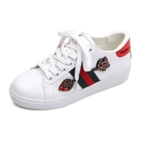 Women's Arrow Embellished Lace Up Glitter green red back detailed Low-Top Sneakers