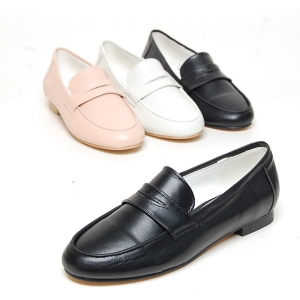 https://what-is-fashion.com/4899-38649-thickbox/women-s-sheep-skin-u-line-stitch-round-toe-low-heel-penny-loafers.jpg