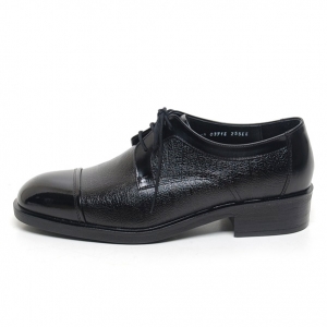 https://what-is-fashion.com/5218-40509-thickbox/men-s-cap-top-two-tone-black-leather-open-lacing-oxford-shoes.jpg