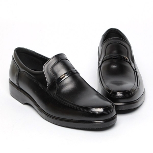 https://what-is-fashion.com/5365-41455-thickbox/men-s-apron-toe-black-leathe-loafer-shoes.jpg