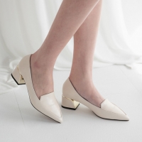 Women's White Pointed Toe Comfort Chunky Heel Loafer Shoes