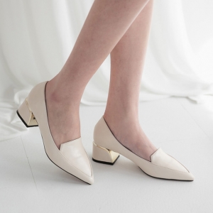 https://what-is-fashion.com/5871-45399-thickbox/women-s-white-pointed-toe-comfort-chunky-heel-loafer-shoes.jpg