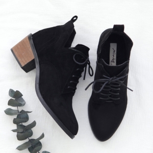 https://what-is-fashion.com/5974-46310-thickbox/-women-s-side-cut-out-lace-up-block-med-heel-ankle-boots.jpg