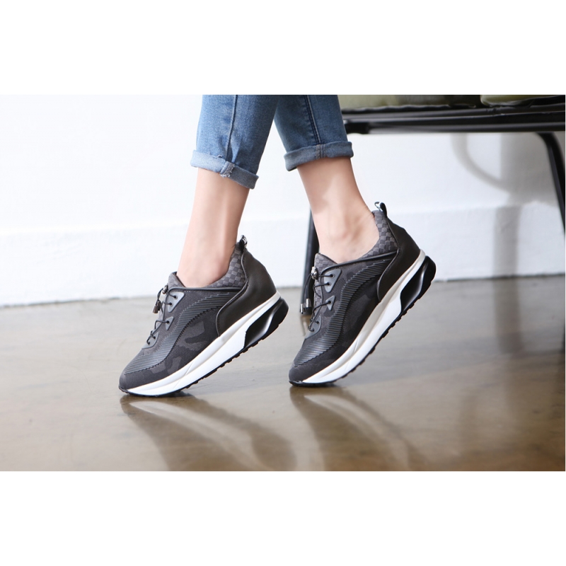 ﻿Women's Two Tone Lace Up Gray Fashion Sneakers