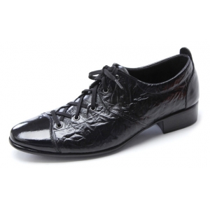 https://what-is-fashion.com/6008-46551-thickbox/men-s-cap-toe-wrinkle-black-leather-eyelet-lace-up-casual-oxfords-shoes.jpg
