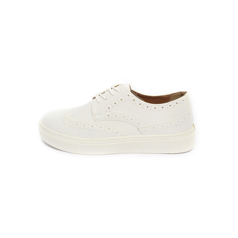 Women's Wing Tip White Synthetic Leather Low Top Fashion Sneakers Shoes﻿﻿