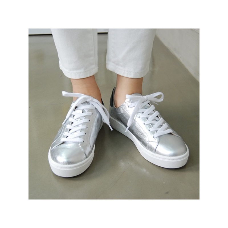 Women's Round Toe Star Patched Lace Up Silver Leather Fashion﻿ Sneakers