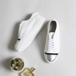 Women's Metallic Silver Cap Toe Thick Platform Lace Up White Leather Low Top Fashion﻿ Sneakers