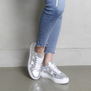 Women's Star Glitter Silver Leather Low Top Fashion Sneakers Shoes﻿﻿﻿﻿
