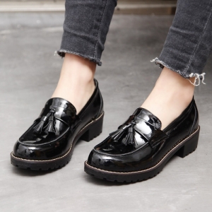 https://what-is-fashion.com/6353-48910-thickbox/women-s-apron-toe-combat-sole-tassel-loafers-shoes.jpg