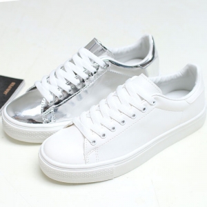https://what-is-fashion.com/6412-49464-thickbox/men-s-metallic-silver-white-height-increasing-unisex-sneakers-couple-shoes.jpg